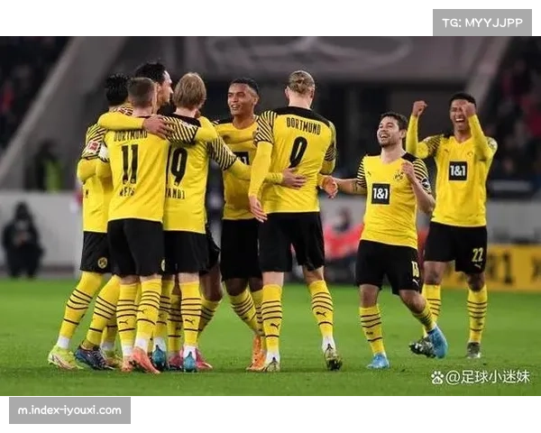 德国杯前瞻:法兰克福与多特蒙德轮换阵容较量,战意将成胜负关键 德国杯前瞻:法兰克福与多特蒙德轮换阵容较量,战意将成胜负关键